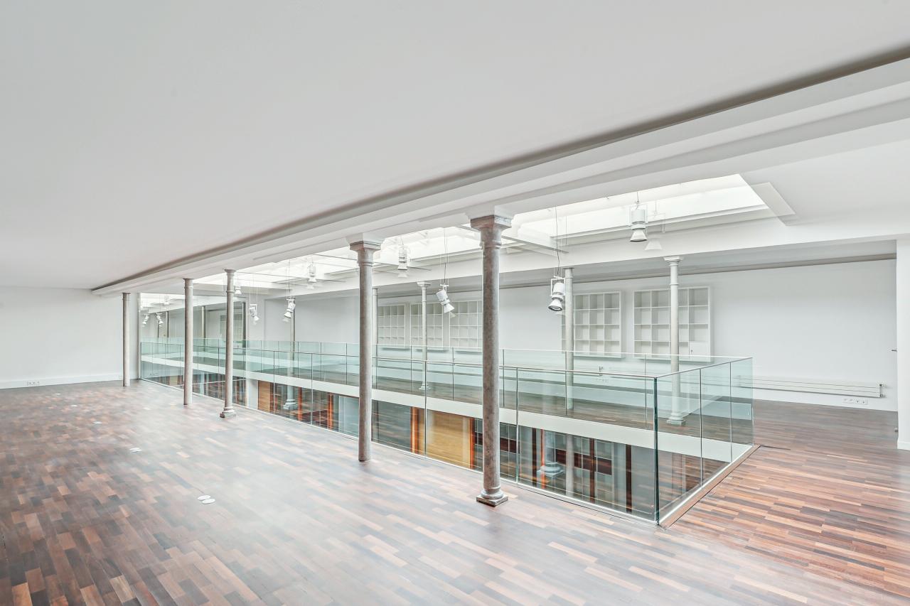 Bureau Paris 372m² Location bureau Paris OLBUR2107401 1